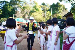 BIB: 2737
                            <button type="button" onclick="openModal(18984430)" class="btn btn-primary btn-sm float-right btn-popup" data-toggle="modal" data-target=".modal-high-quality">
                        <i class="fas fa-shopping-cart"></i> Add to Cart
                    </button>
                                            <button type="button" onclick="isThisMe(18984430, true)" class="btn btn-success btn-sm float-right btn-popup btn-isme hidden" data-toggle="tooltip" data-placement="bottom" title="นี่คือรูปของคุณใช่ไหม คลิกที่นี่เพื่อเอาเข้าอัลบั้ม">
                        <i class="fas fa-plus"></i> Add to album
                    </button>
                    <button type="button" onclick="isThisMe(18984430, false)" class="btn btn-warning btn-sm float-right btn-popup btn-isnotme hidden">
                        <i class="fas fa-ban"></i> Remove from album
                    </button>